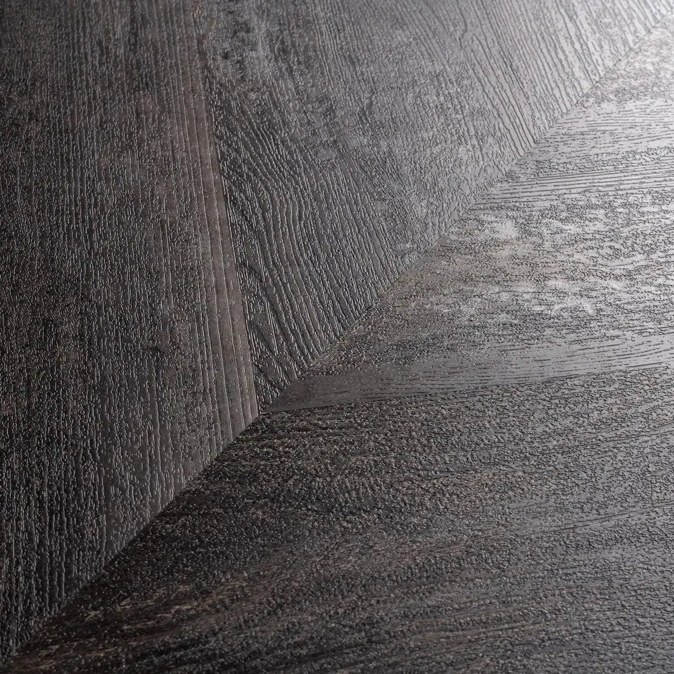 Lux Tenebrae Chevron Charred Black Oak Plak PVC yarenza